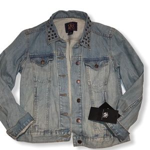 NWT Rock & Republic hitchhiker stud Jean jacket M